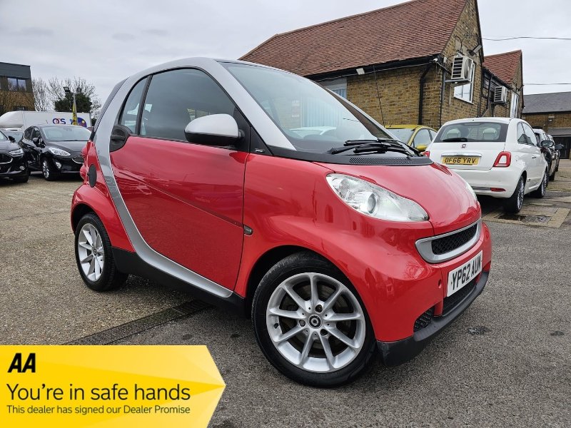 2012 2012 Smart ForTwo 1.0 MHD Passion Coupe 2dr Petrol SoftTouch Euro 5 (s/s) (71 bhp) Make: photo