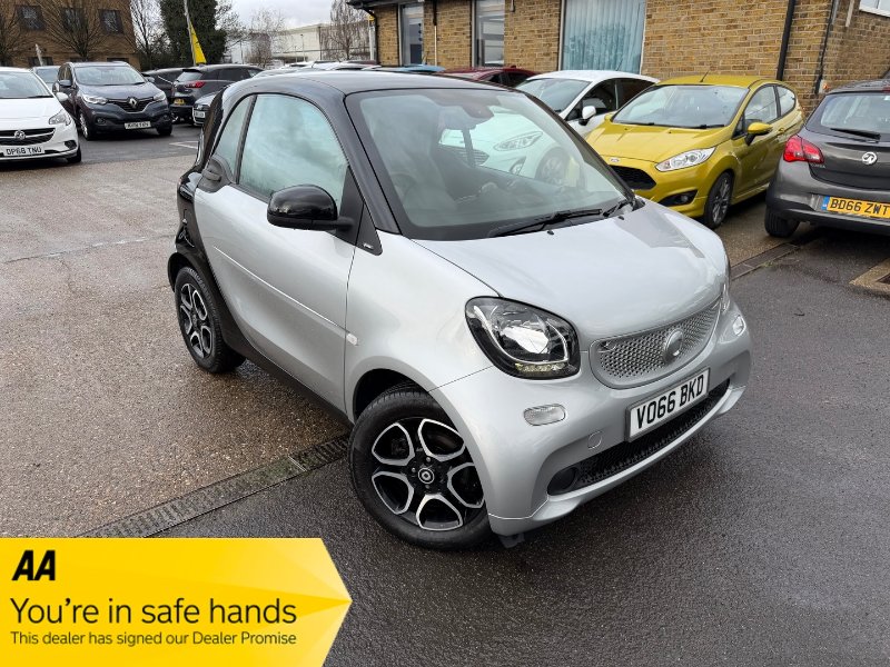2016 2016 Smart ForTwo 0.9T Prime (Premium) Coupe 2dr Petrol Twinamic Euro 6 (s/s) (90 ps) Make: photo